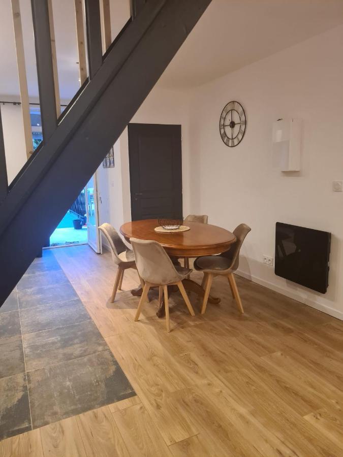 Magnifique Appartement Avec Terrasse Besseges ภายนอก รูปภาพ